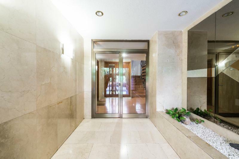 Апартаменти Vivienda Familiar Con Jardin Junto A Ifema Мадрид Екстер'єр фото