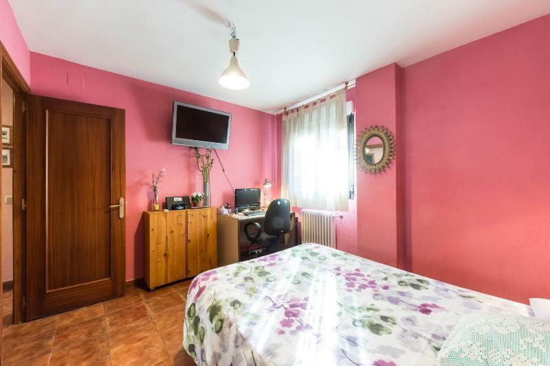 Апартаменти Vivienda Familiar Con Jardin Junto A Ifema Мадрид Екстер'єр фото