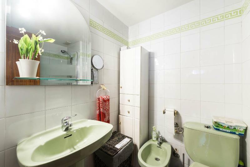 Апартаменти Vivienda Familiar Con Jardin Junto A Ifema Мадрид Екстер'єр фото